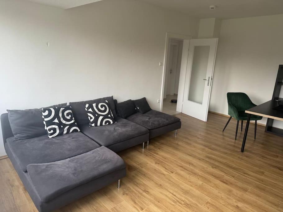 Apartment Ueber Den Daechern Von *